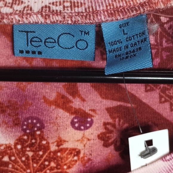 NWT Woman's Large TeeCo Short Sleeve Flowers - Picture 3 of 3